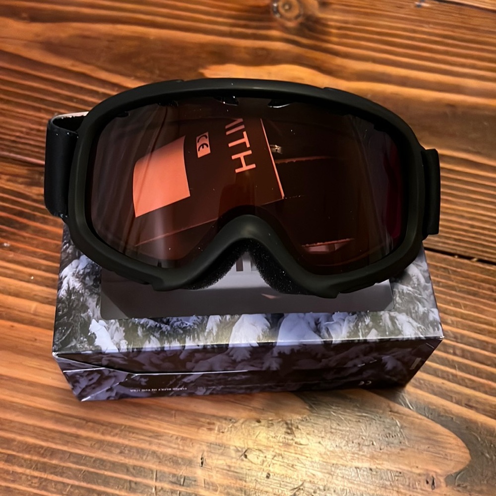 Kids Goggles - brand new